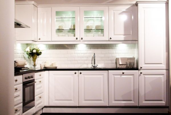 Under Cabinet Lighting Installation Service