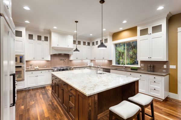 Pendant Lamp Installation